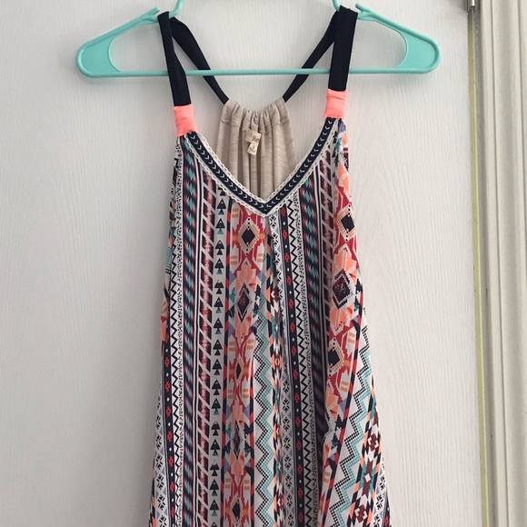 Top - Picture 2 of 2